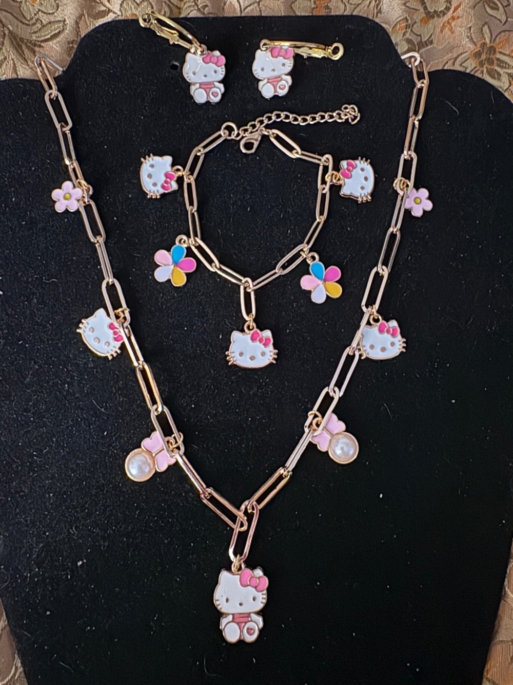Parky’s Place Handmade Hello Kitty Necklace Bracelet Earrings Jewelry Set